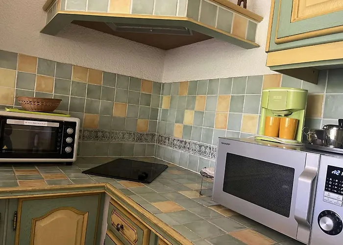 Lägenhet 2 Pieces Climatise Avec Balcon Et Vue - Fr-1-308-13